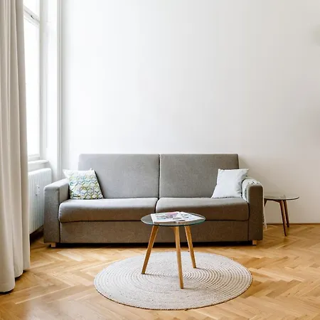 Apartment Brno Апартаменты *